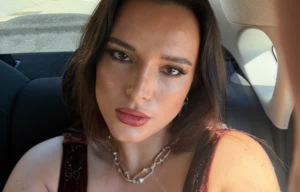 Annabella Avery Thorne Redhead Celeb - Bellathorne Porn Nude Photos