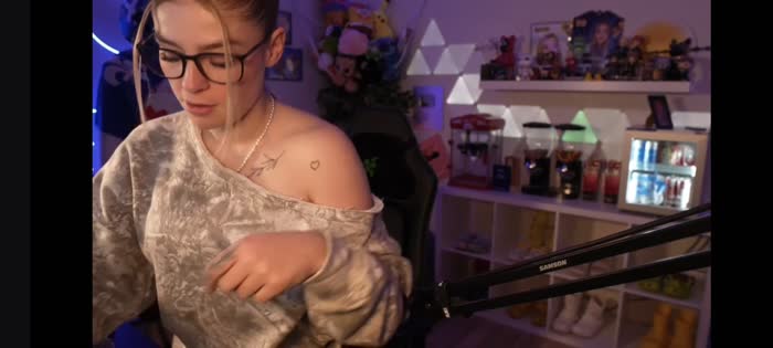 Cocottee French Twitch Videos - Cocottee Quebec Nude Porn