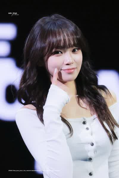 Kim Chaewon Gimcaeweon Asian Nude Videos - Le Sserafim Pussy Stream